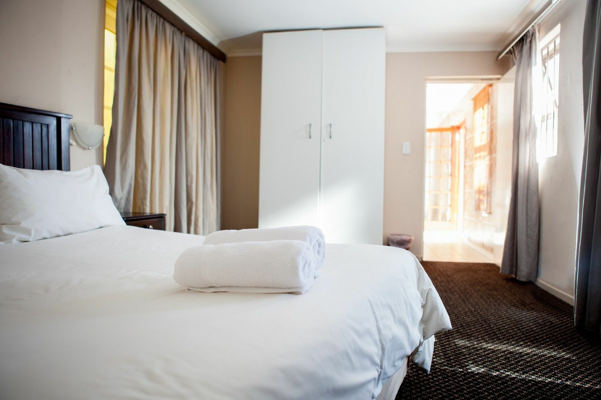 Oria Lodge - Summer Greens Cape Town Bagian luar foto