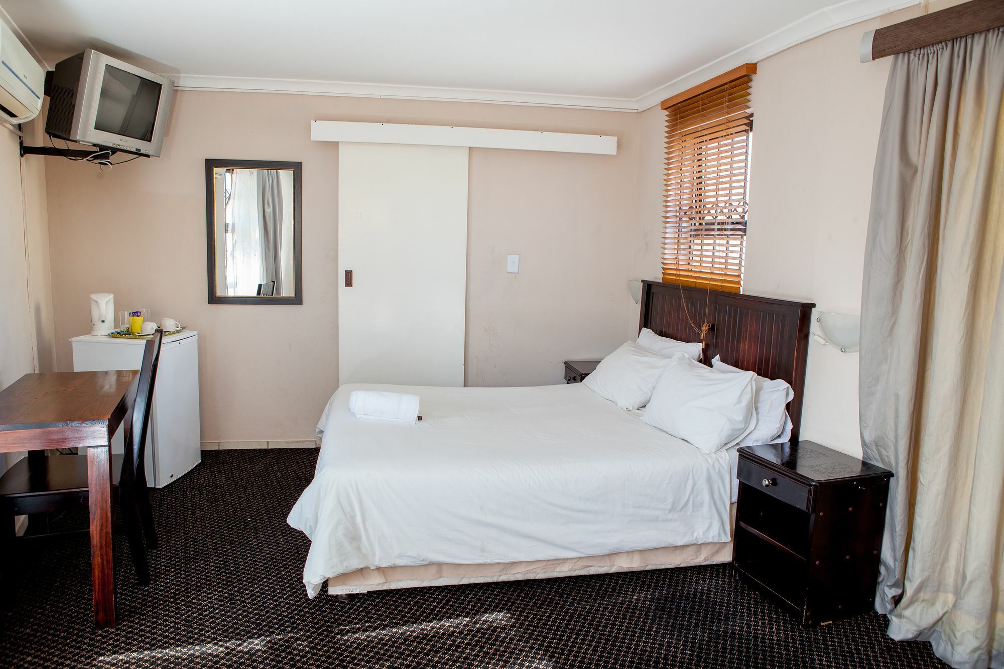Oria Lodge - Summer Greens Cape Town Bagian luar foto